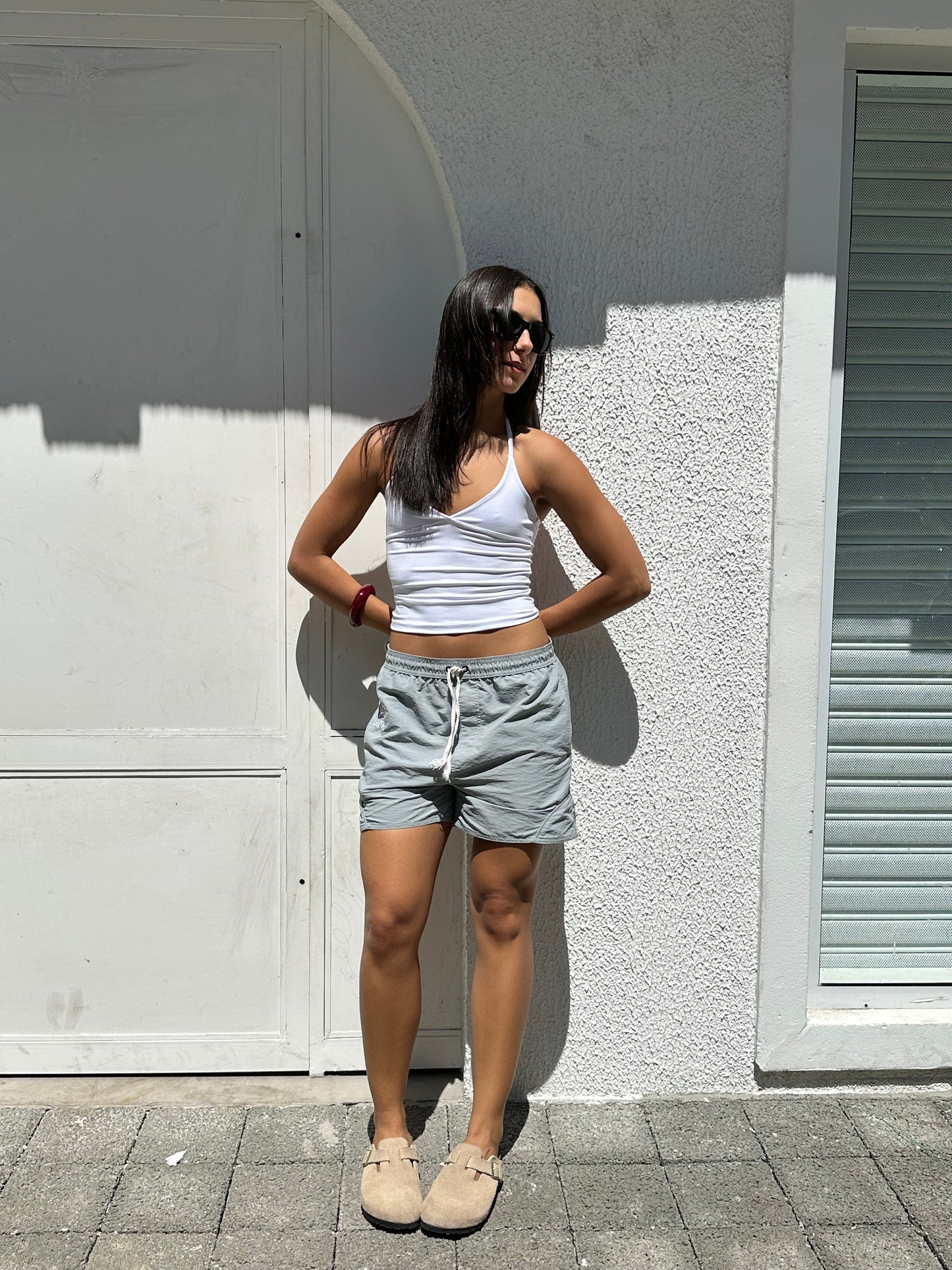 EMBROIDERED GREY SHORTS