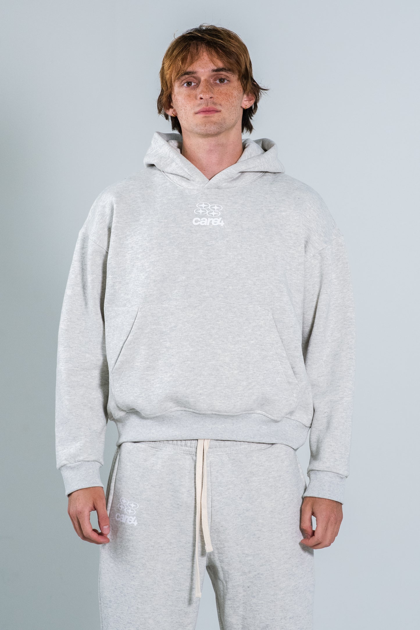 ESSENTIAL GREY HOODIE