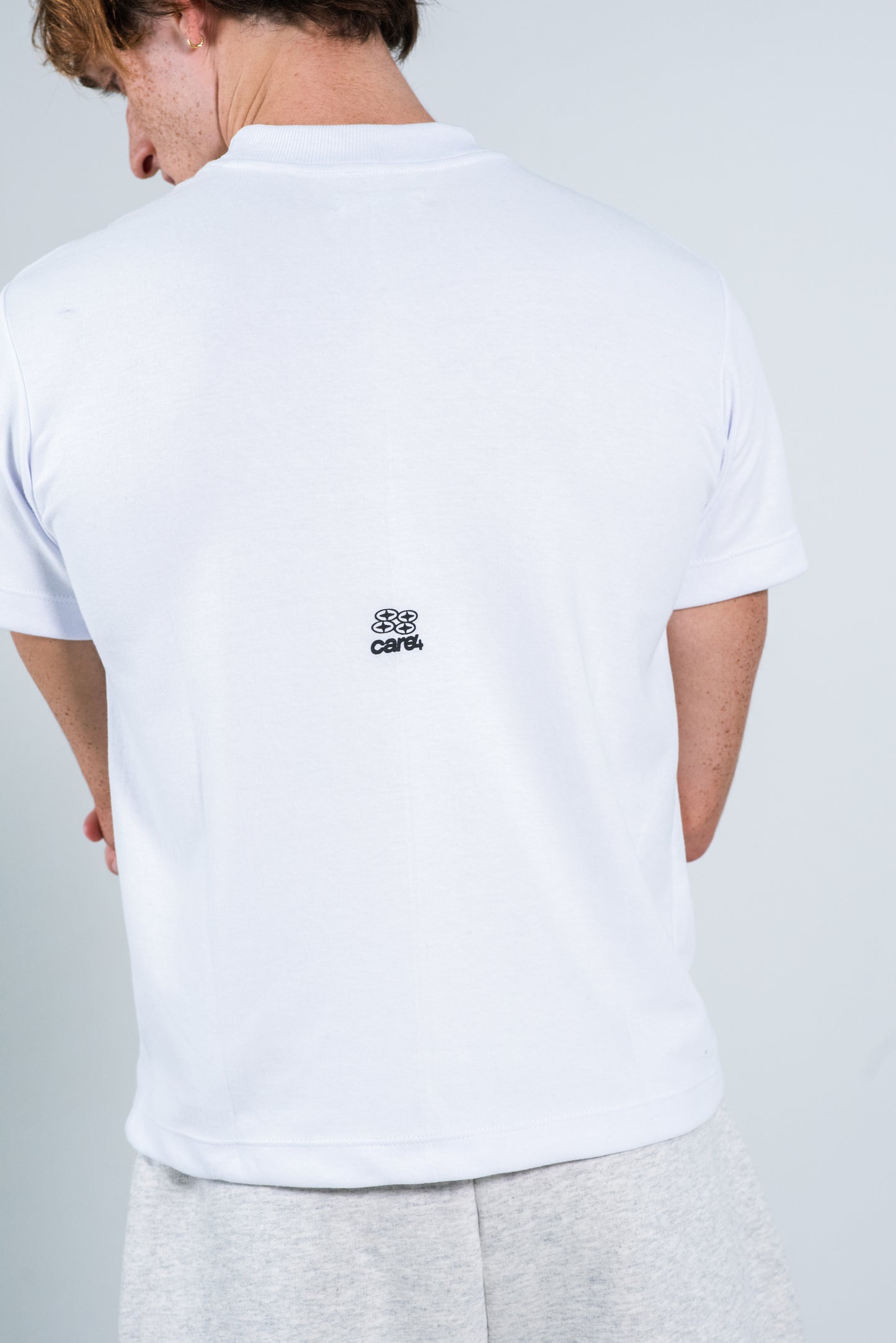 MINIMAL T-SHIRT