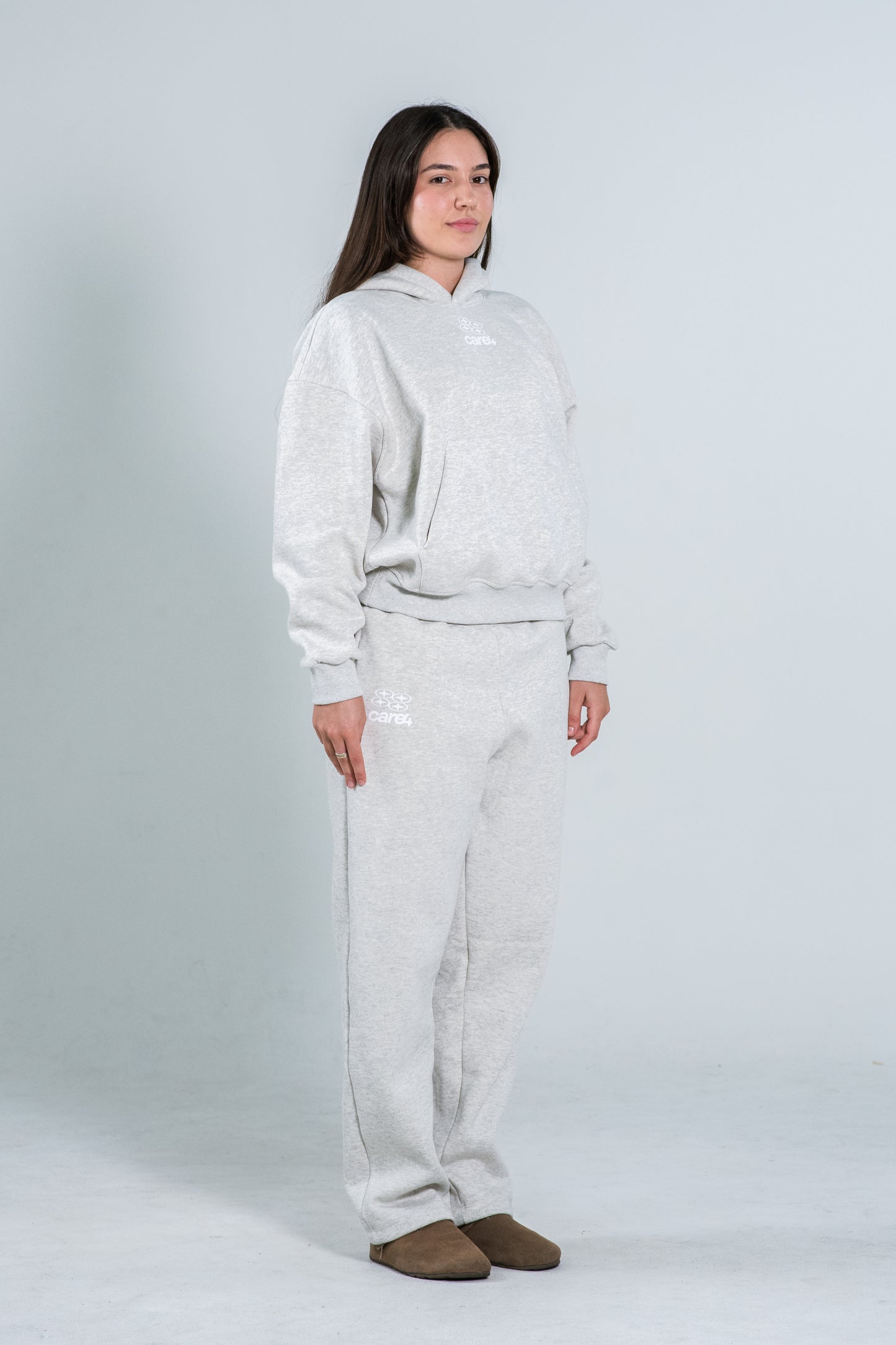 ESSENTIAL GREY SWEATPANTS