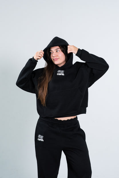 ESSENTIAL BLACK HOODIE