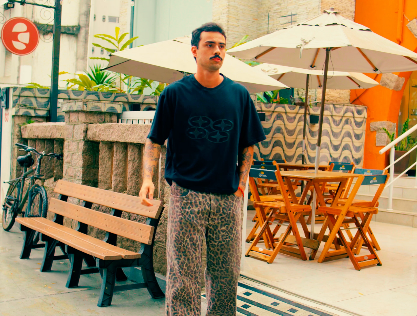 CAMISETA OVERBOXY PRETO